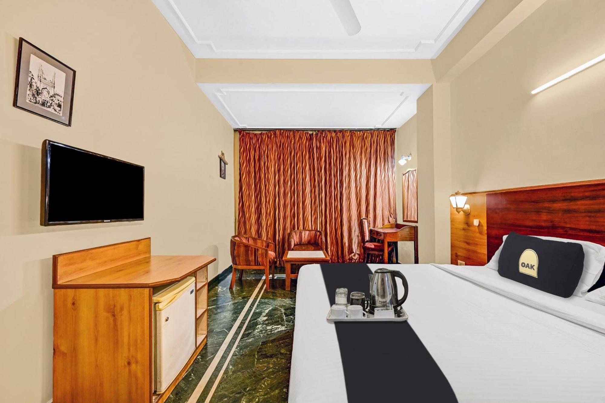 Super Townhouse Oak Hotel Belsons Taj Mahal Secunderabad Экстерьер фото